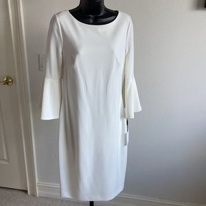 🚨NWT🚨 Calvin Klein White Bell Sleeve Dress